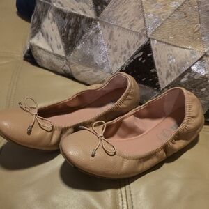 Chic Tan Leather Ballet Flats